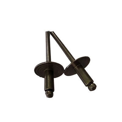 Spoorweg standaard open type ijzeren breuk stam grote rand ronde kop klinkers professionele