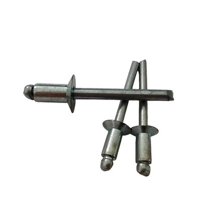 6.4mm Open End Countersunk Head Blind Rivets in wit voor gemakkelijke installatie van ijzer