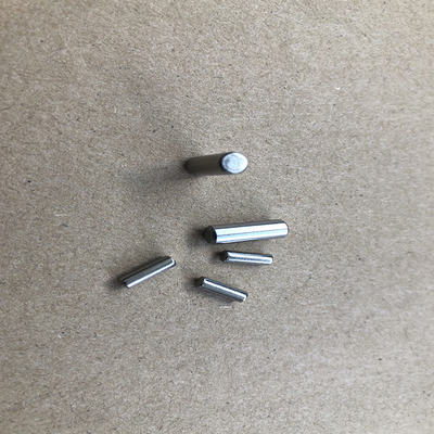 Vlekvrye staal cilindrische dowel rechte pin voor nauwkeurige parallelle uitlijning behoeften