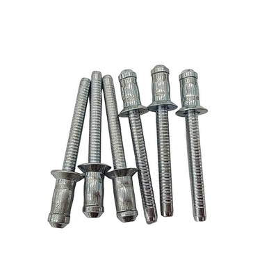JIS Standard Carbon Steel Flat Head Blind Rivet met op maat gemaakte rivetten